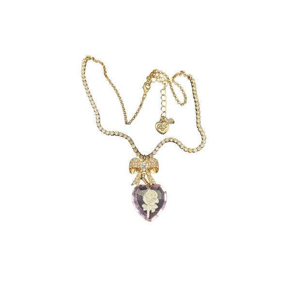 Betsey Johnson Jewelry - Betsey Johnson Pink Heart Rose Cameo Pendant Gold Tone Necklace Bow LOOK READ
